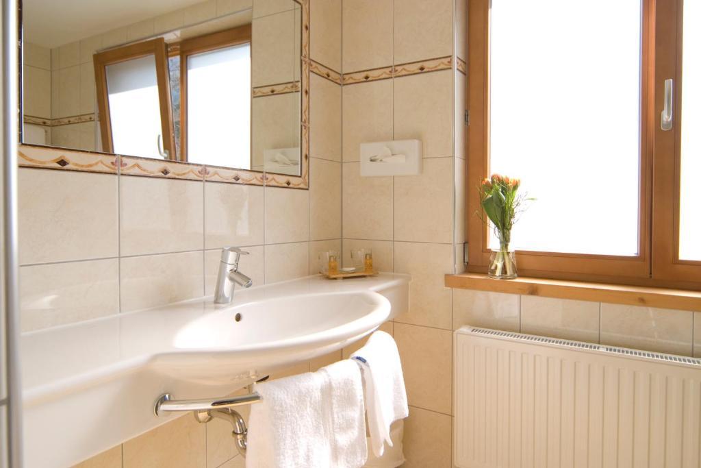 Hotel Huber Tramserhof 4*